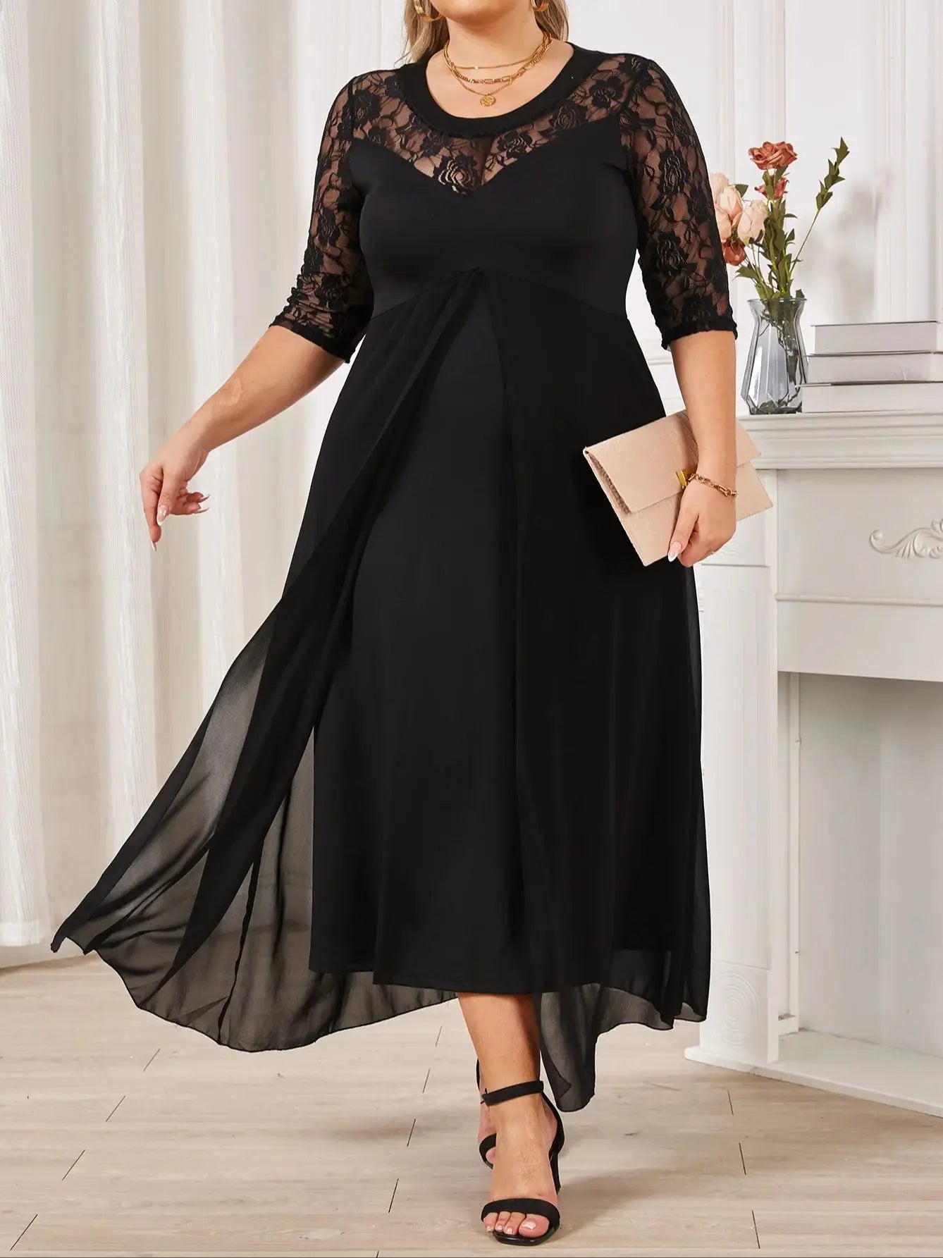 The Luciana Lace Dress