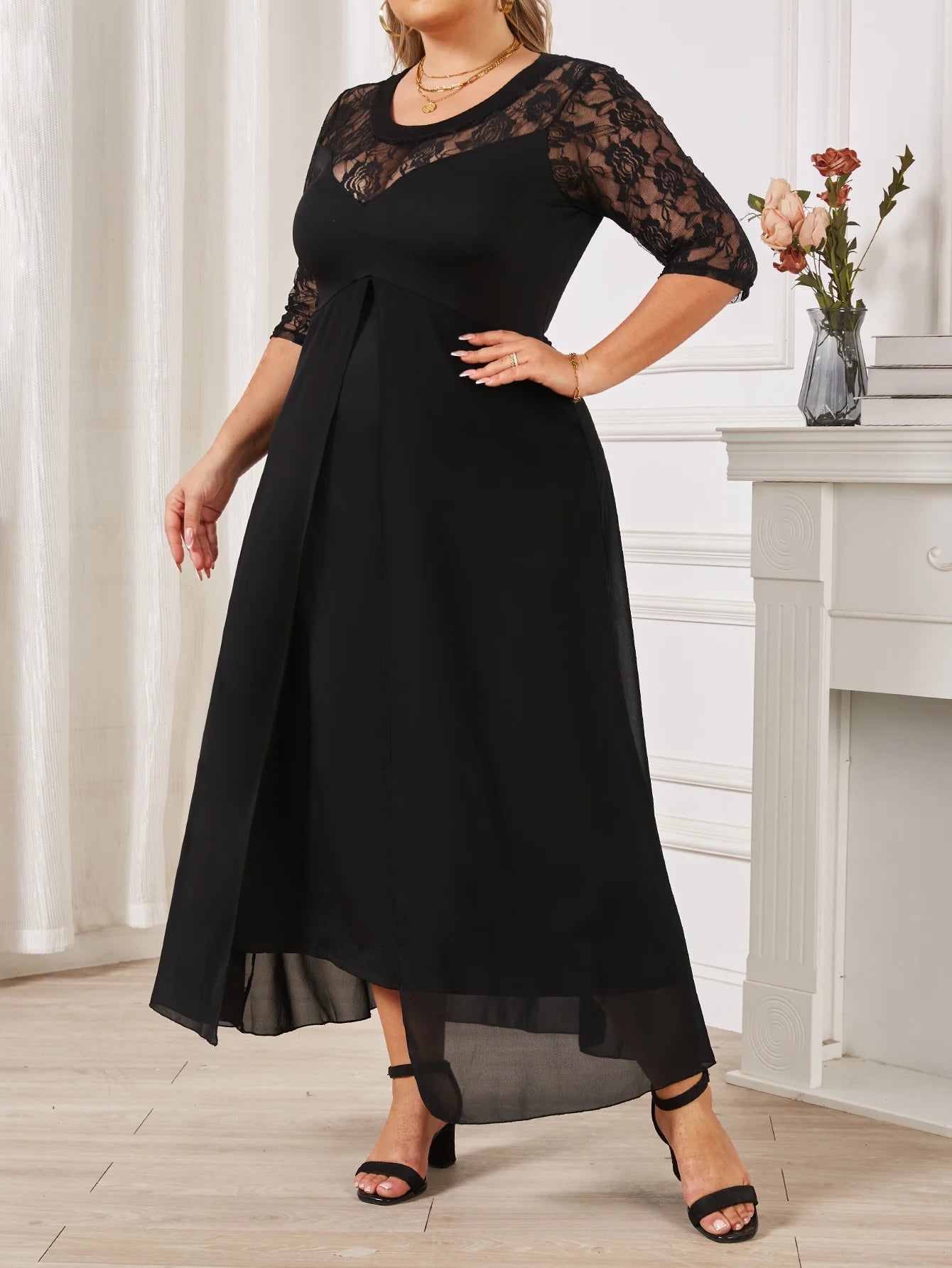 The Luciana Lace Dress