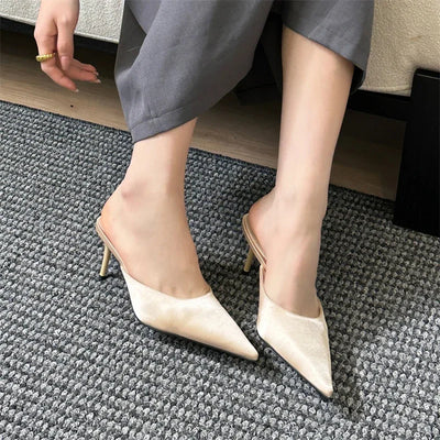 Lina Pointed Mules – Summer 2025 Edit