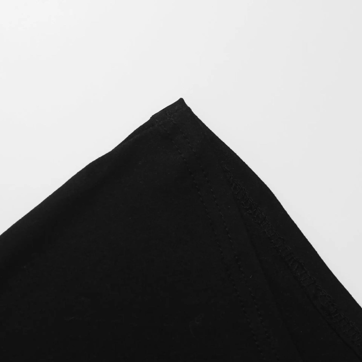 Nova Twist Backless Crop – Y2K Sculpted Edition