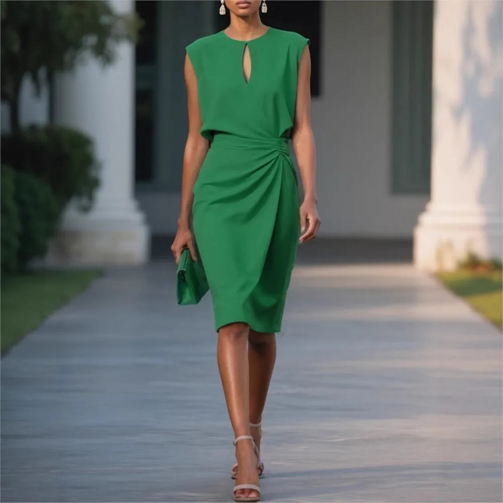The Avyra Dress — Modern simplicity with a sultry edge
