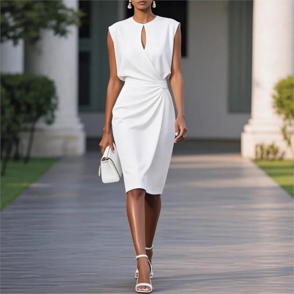 The Avyra Dress — Modern simplicity with a sultry edge