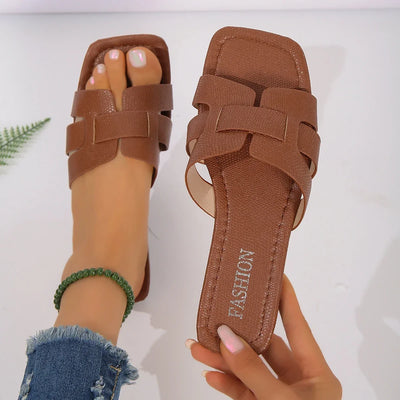 Sola Flat Slide – Bare Luxe Edition