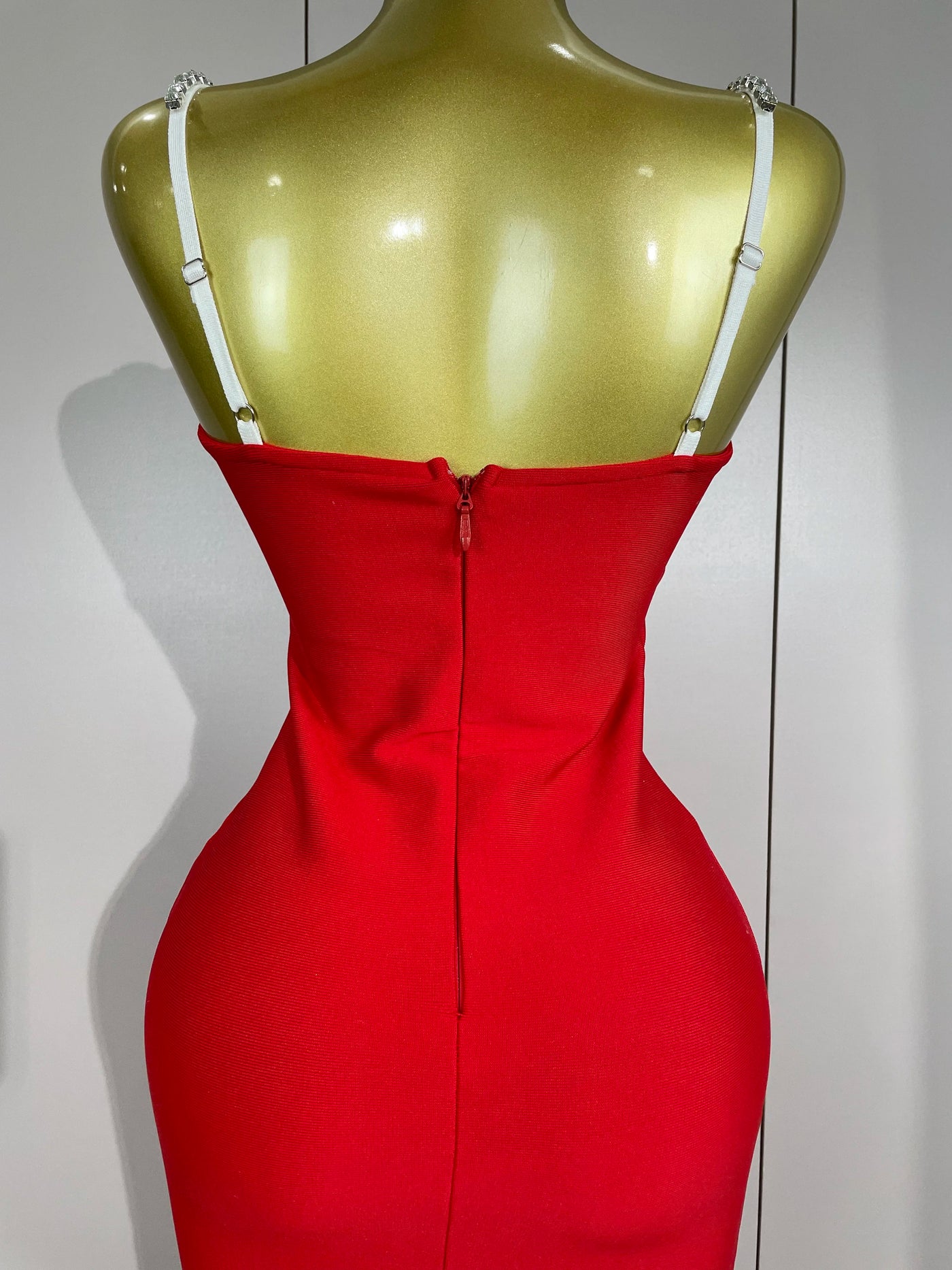 Celestia Maxi Dress – Diamond Backless Edition