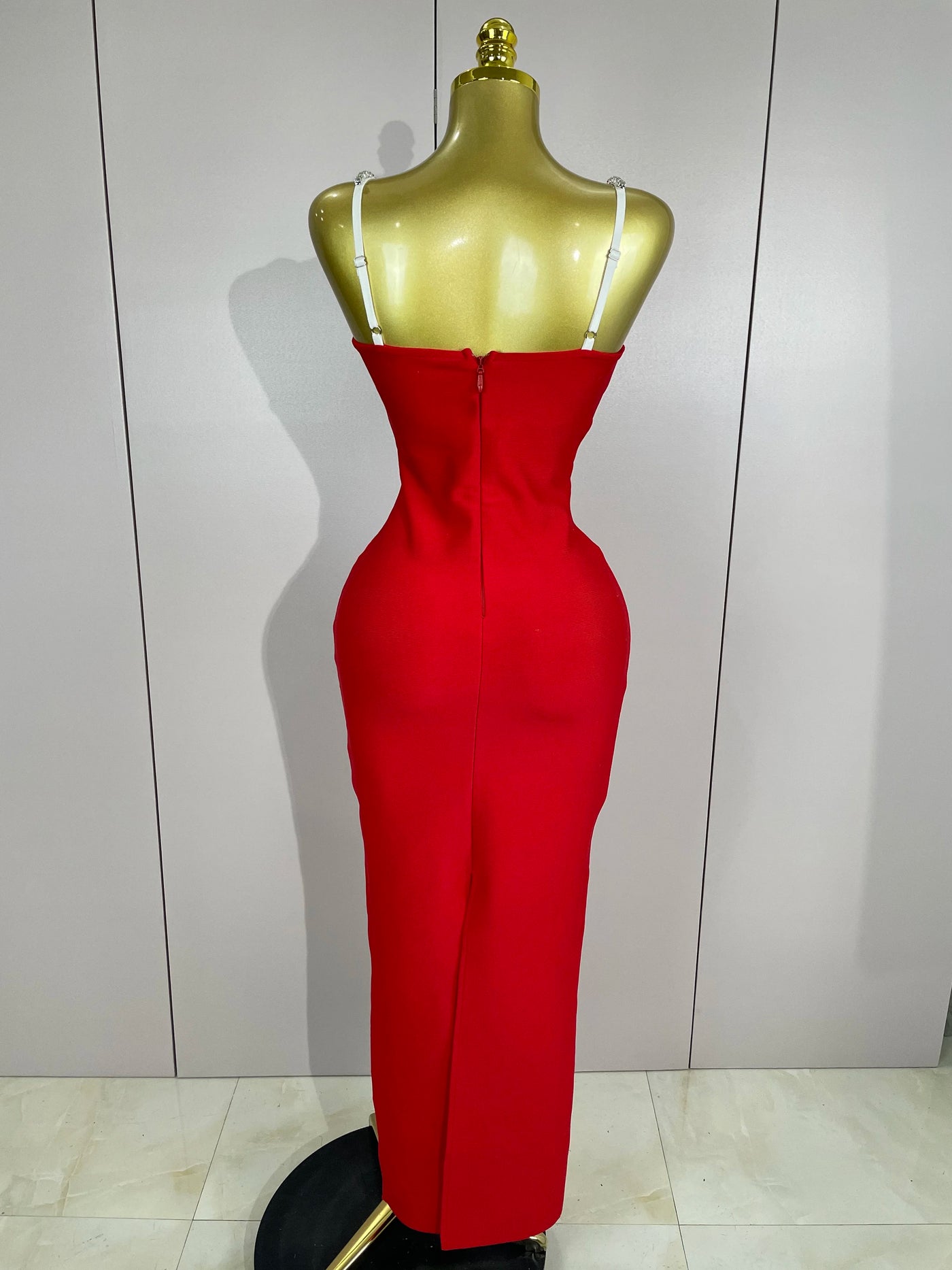 Celestia Maxi Dress – Diamond Backless Edition