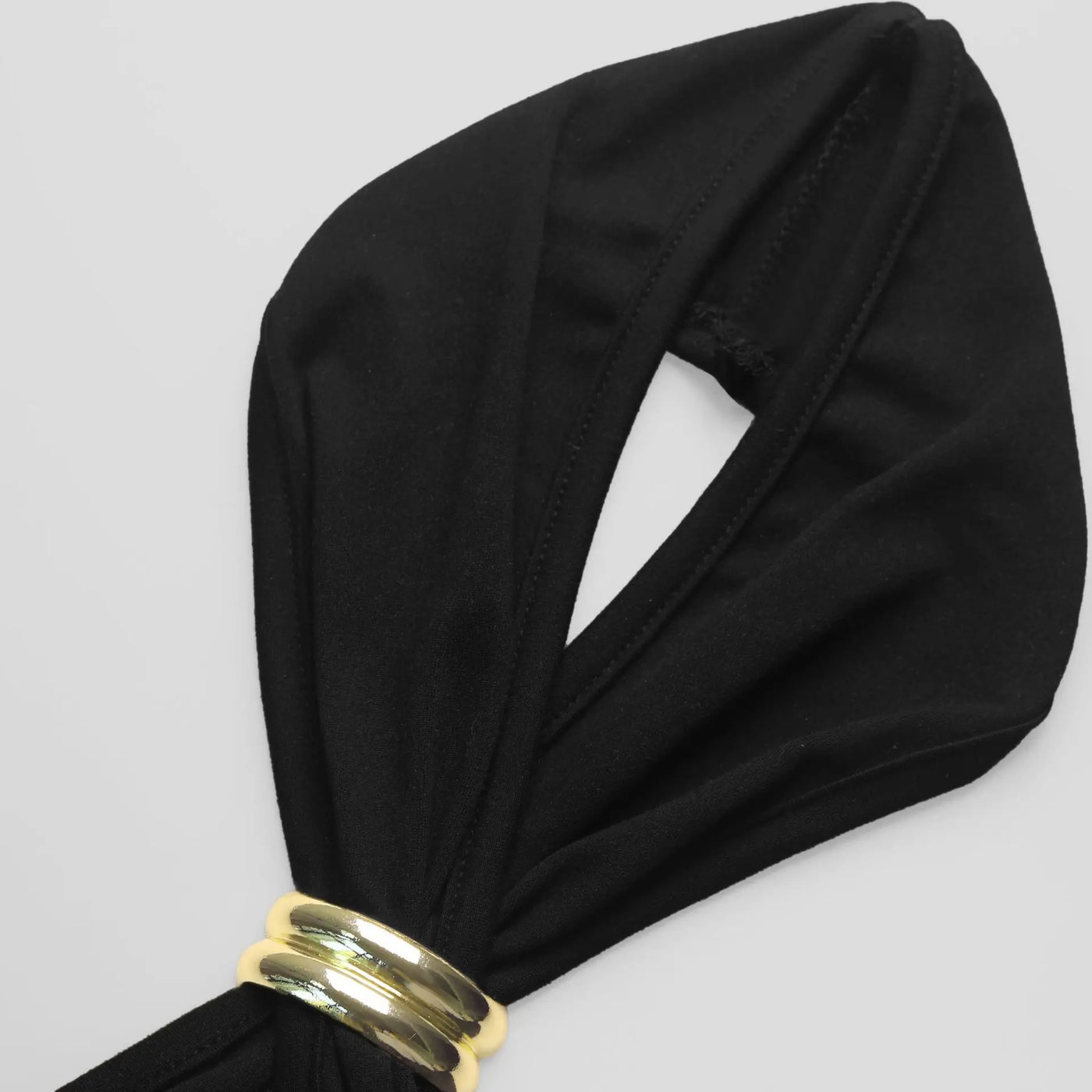 Nova Twist Backless Crop – Y2K Sculpted Edition