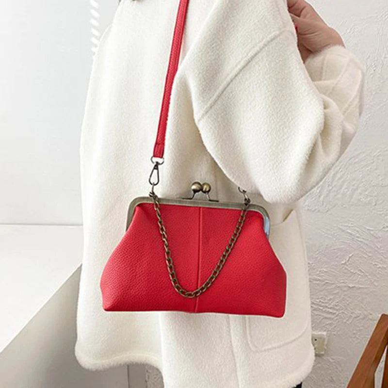 Lyra Shell Chain Bag – Soft Sculpt Edition